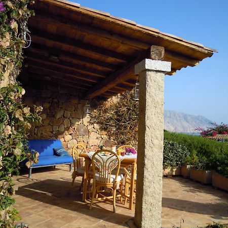 Casa Molara Villa San Teodoro  Exteriör bild