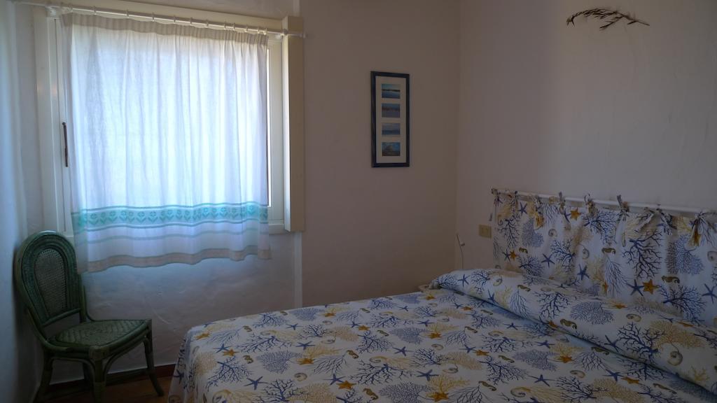 Casa Molara Villa San Teodoro  Rum bild