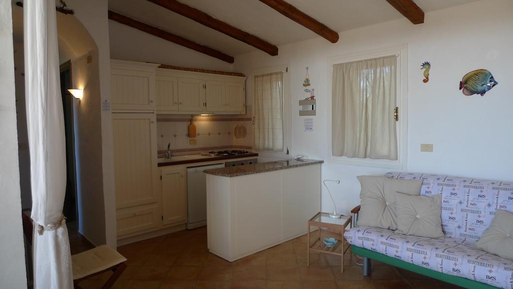 Casa Molara Villa San Teodoro  Rum bild