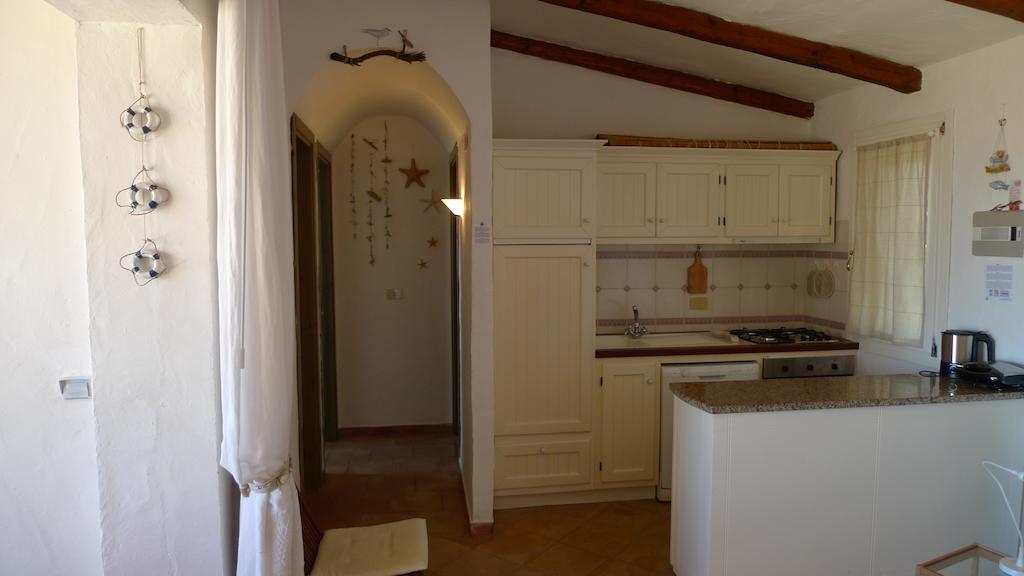 Casa Molara Villa San Teodoro  Rum bild