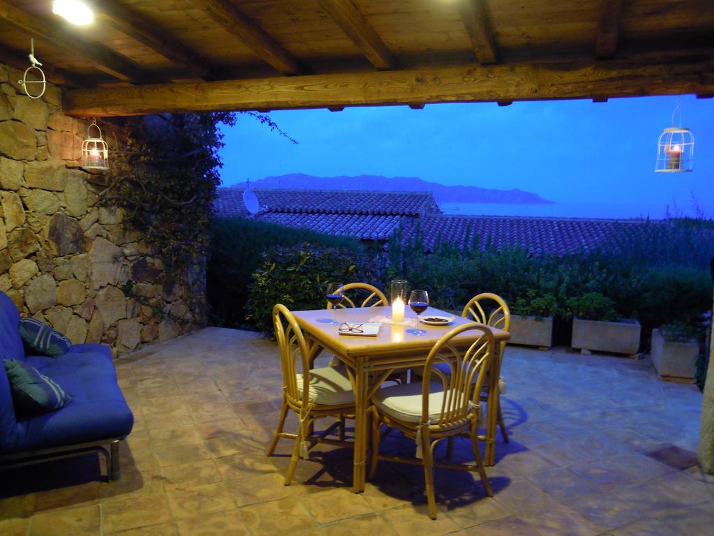 Casa Molara Villa San Teodoro  Exteriör bild